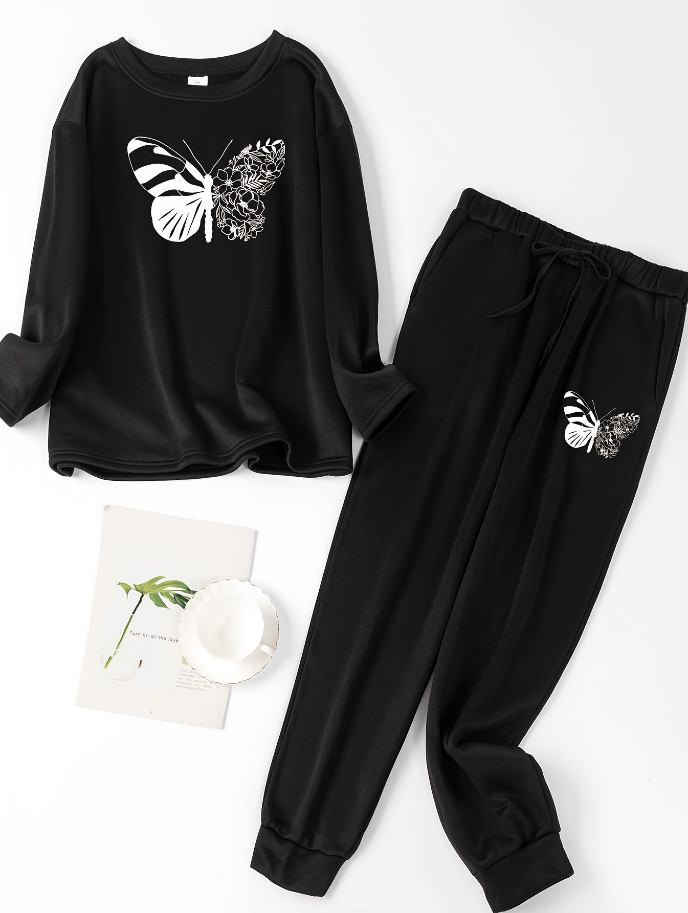  Floral Butterfly Lounge Set Long Sleeve Top & Joggers Paj