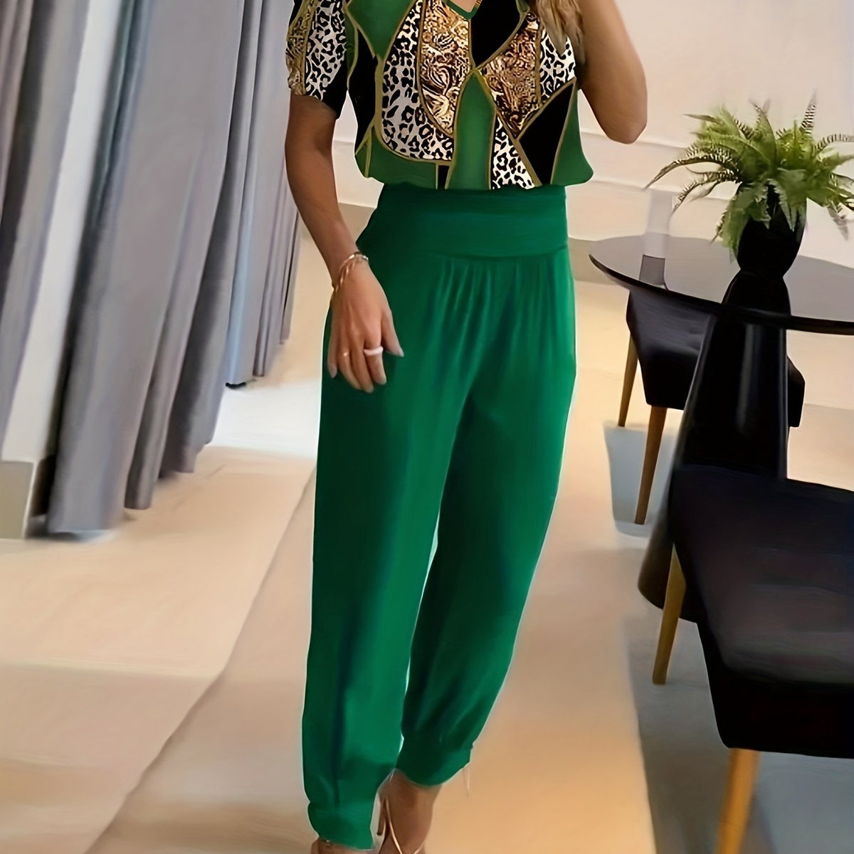 Leopard Colorblock Two piece Set V Neck T shirt & Pleated Pants