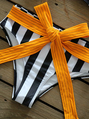 Stripes Print Tie Belt High Waist 2 piece Set Bikini Ruffle V Neck Swimsuit