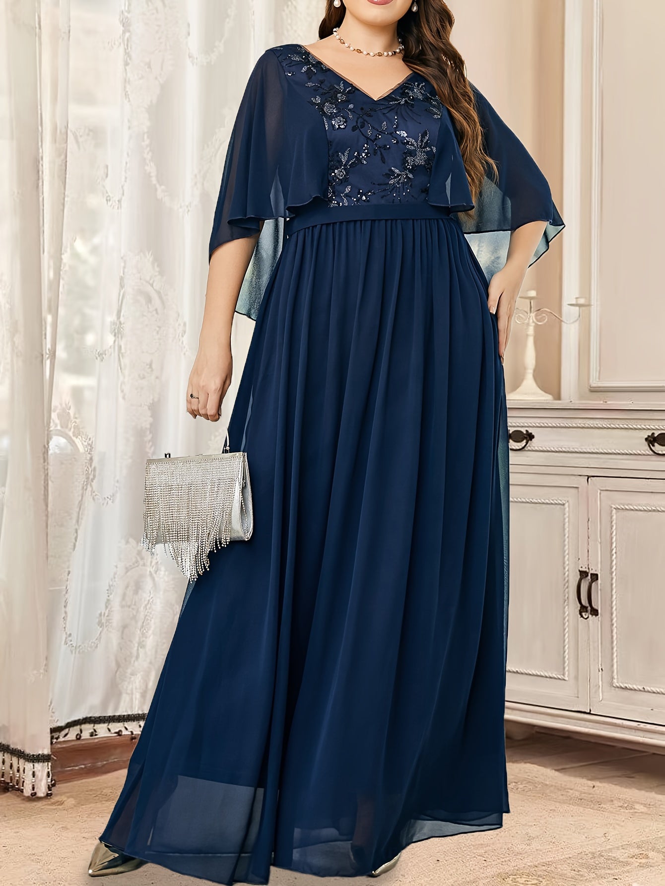  Wedding Dress Embroidered V-Neck Flutter Sleeve Maxi Bridesmaid Dress