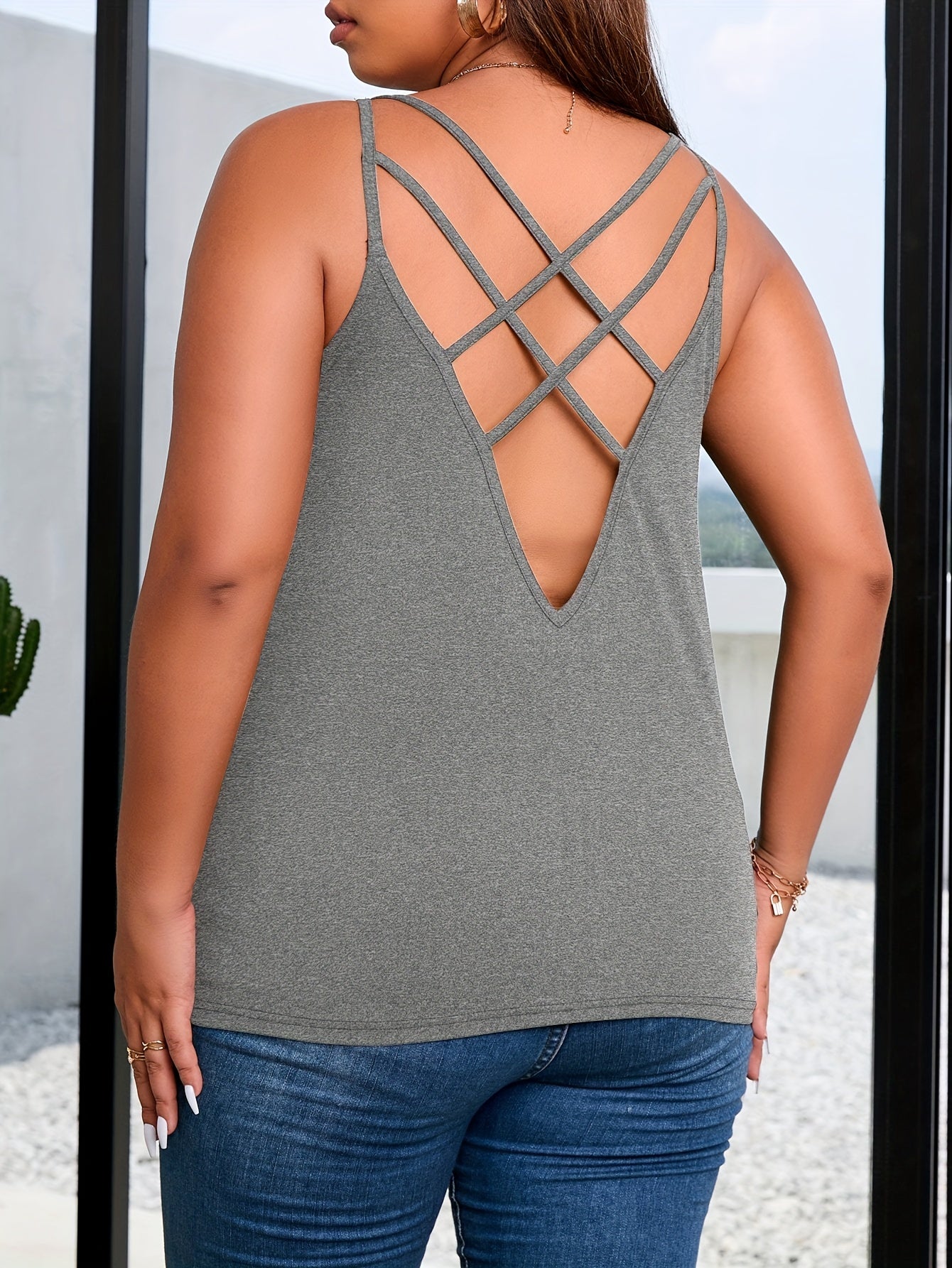  Casual Cami Top Women's Plus Solid Round Neck Slight Stretch Cami Top