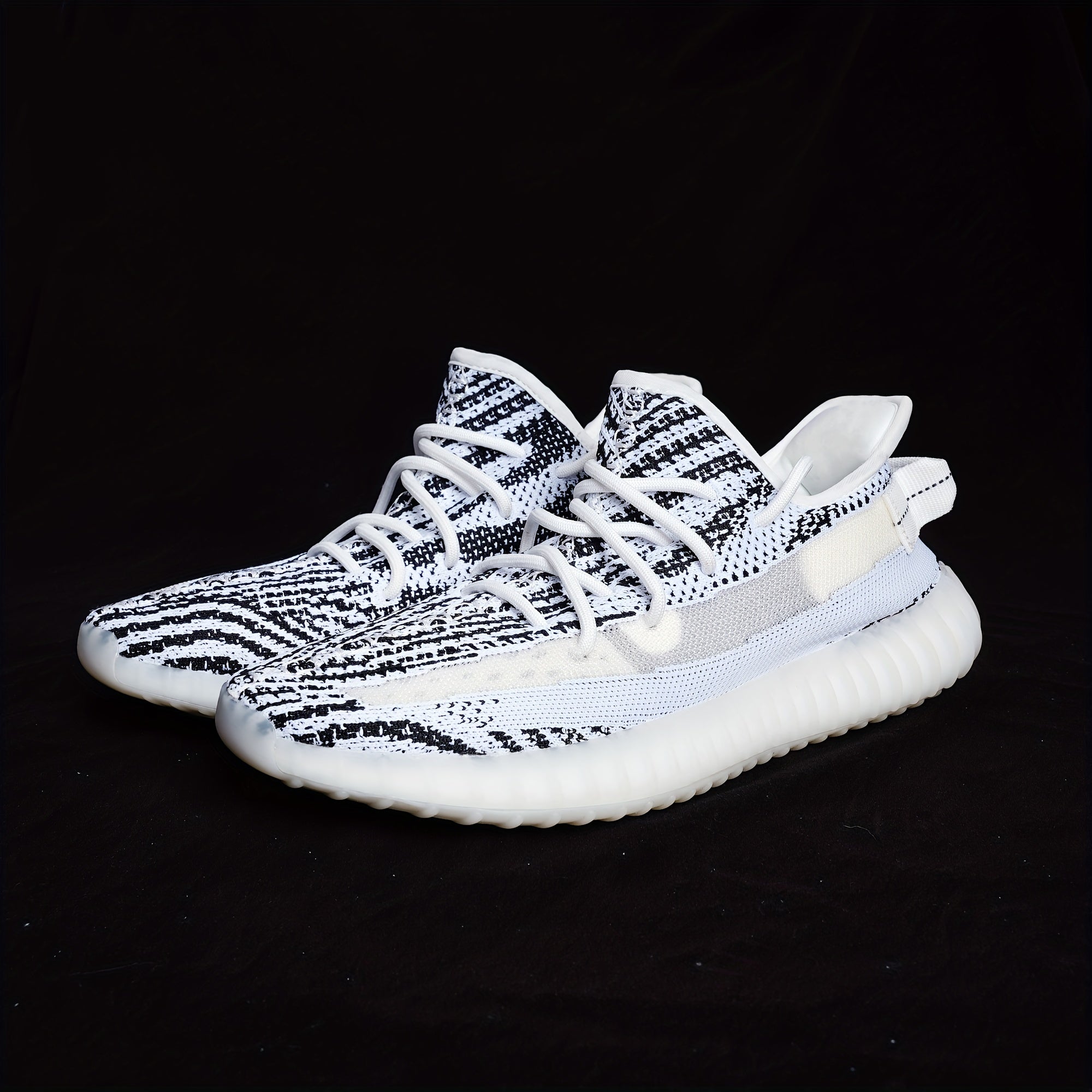 Men's Lightweight Knitted Sneakers for Running