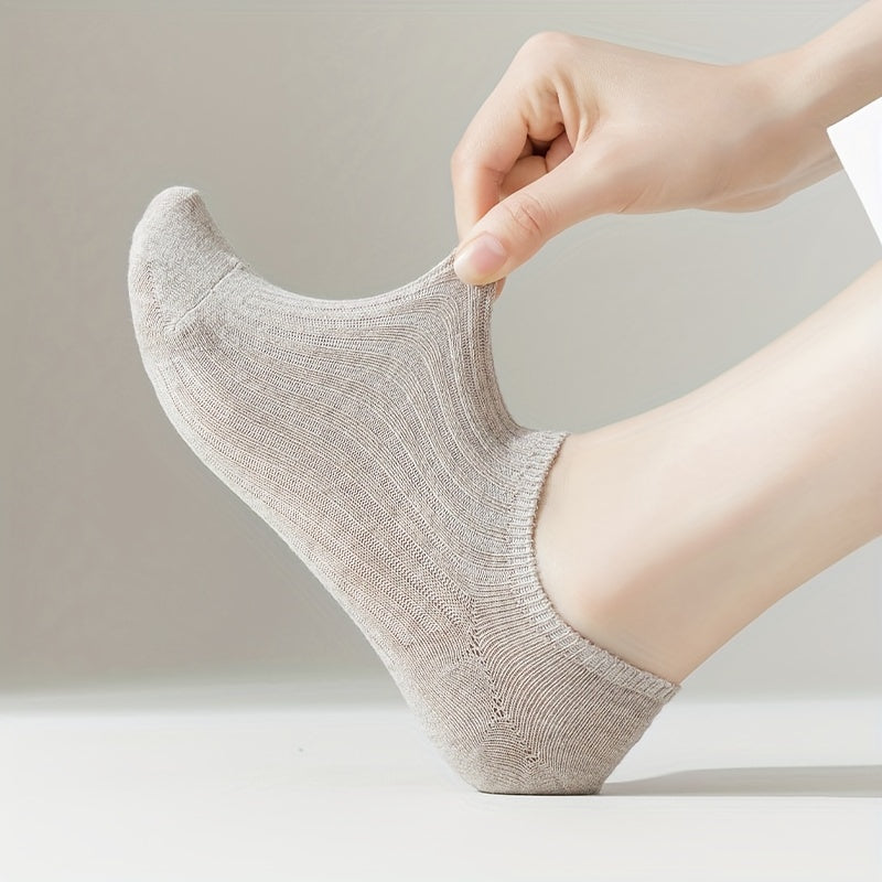 5 Pairs Soft Lightweight Ankle Socks Women's Stockings & Hosiery