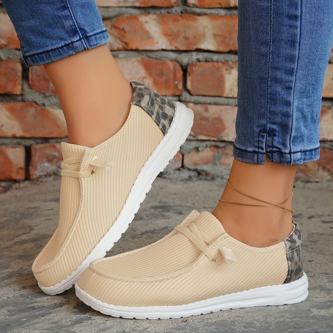 Leopard Print Lace-Up Flats Outdoor Low Top Shoes