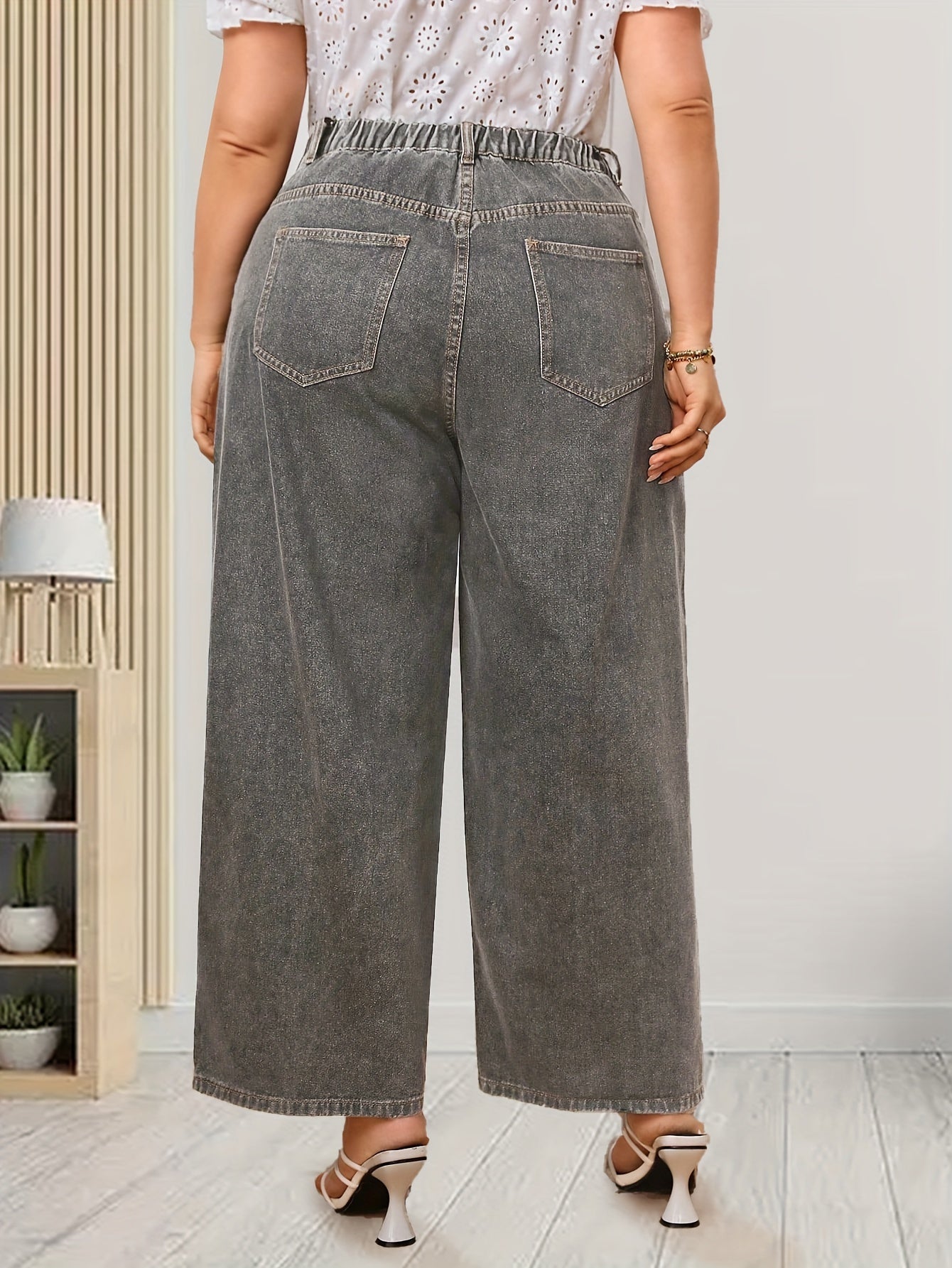  High Rise Wide Leg Jeans