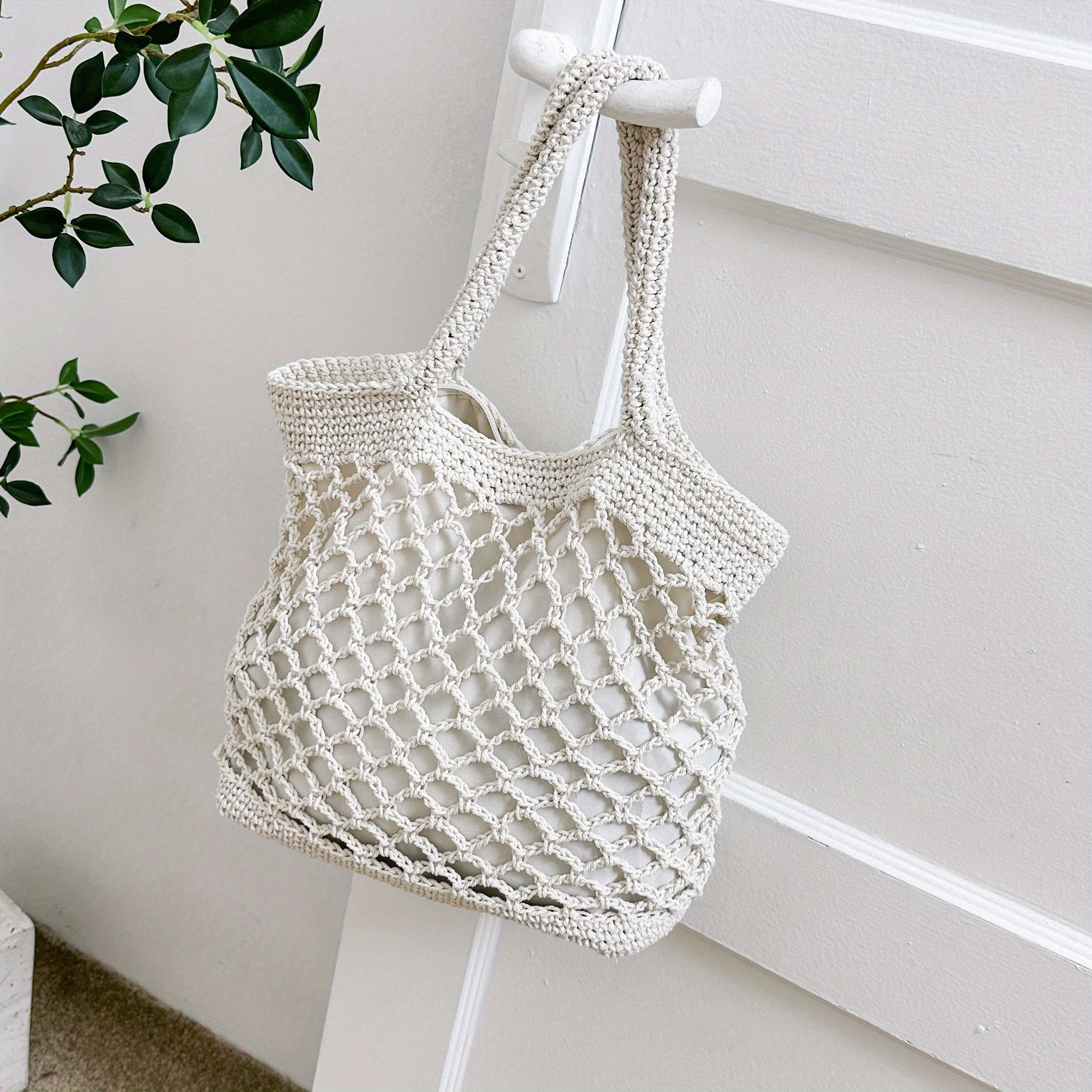 Minimalist Hollow Out Straw Bag Woven Shoulder Bag For Vacation