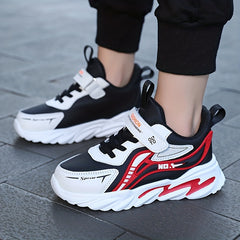 Boys Casual Low Top Sneakers Breathable Lightweight Anti Slip Shoes