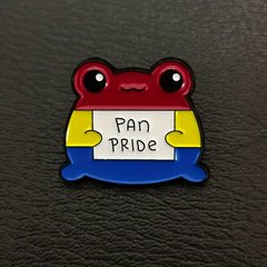 LGBT Rainbow Frog Breast Pin Men Cartoon Enamel Paint Emblem