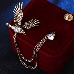 Vintage Eagle Brooch Men's Domineering Animal Pin Rhinestone Wings Chain Brooch