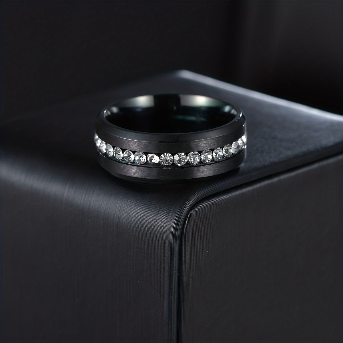 Men's Stainless Steel Single Row Diamond Zircon Ring 8MM