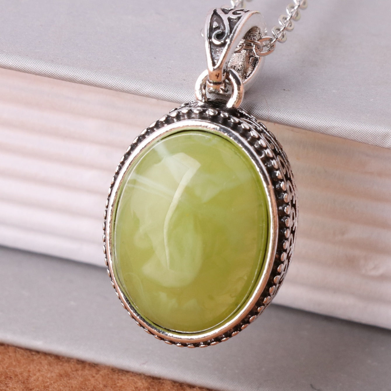 Vintage Oval Side Carved Necklace