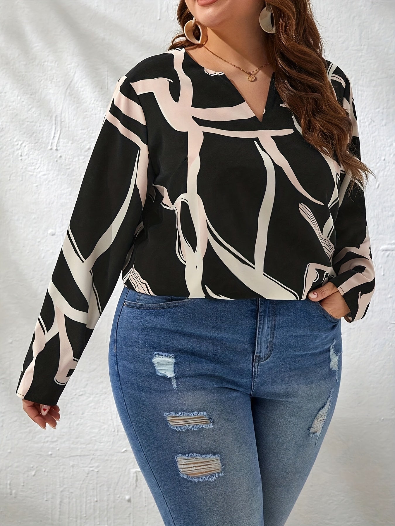  Geometric Print Notched Neck Long Sleeve Blouse