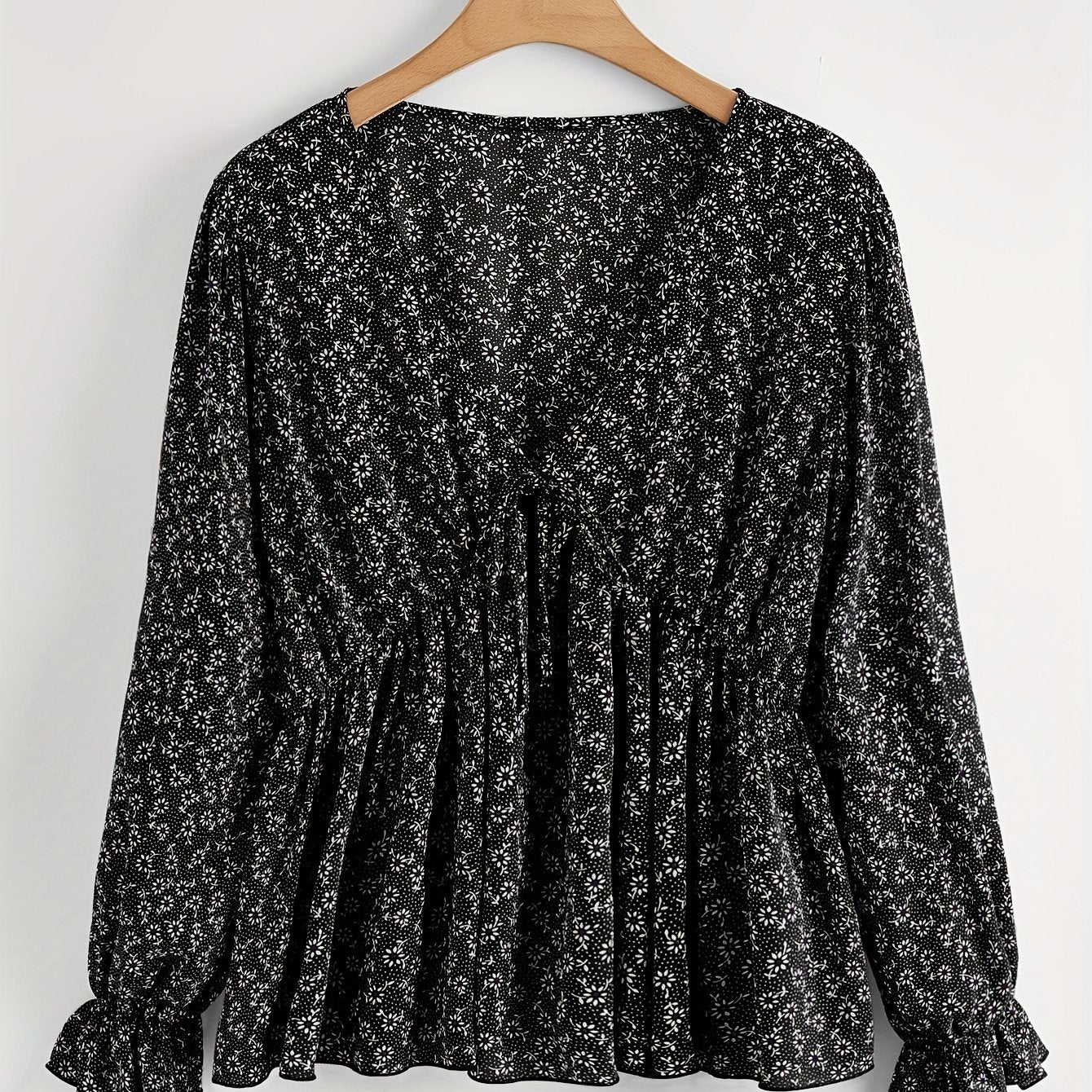  Casual Blouse Ditsy Print Lantern Sleeve V Neck Peplum Top