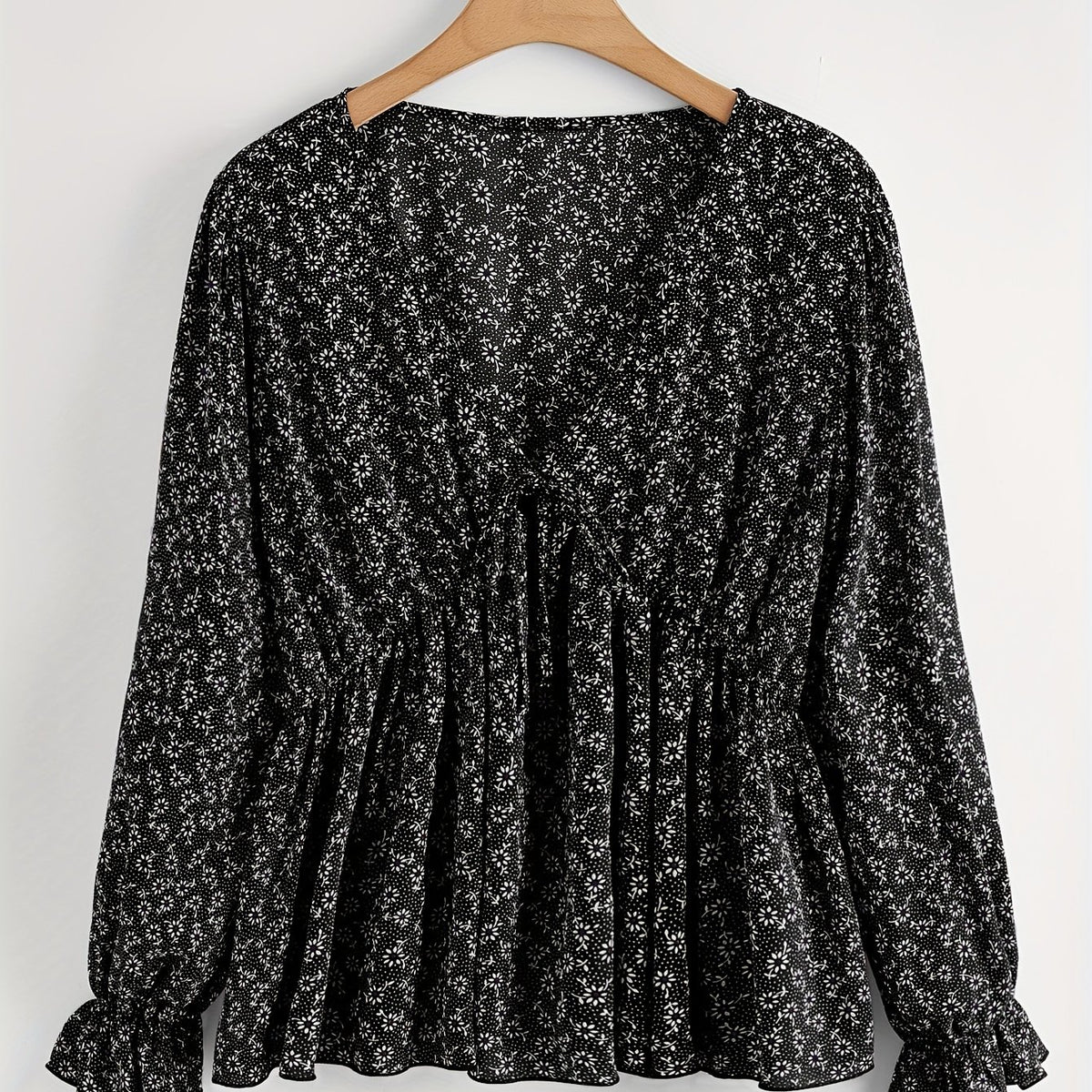  Casual Blouse Ditsy Print Lantern Sleeve V Neck Peplum Top