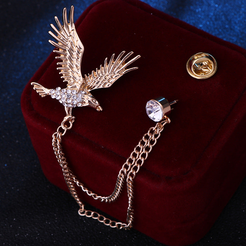 Vintage Eagle Brooch Men's Domineering Animal Pin Rhinestone Wings Chain Brooch