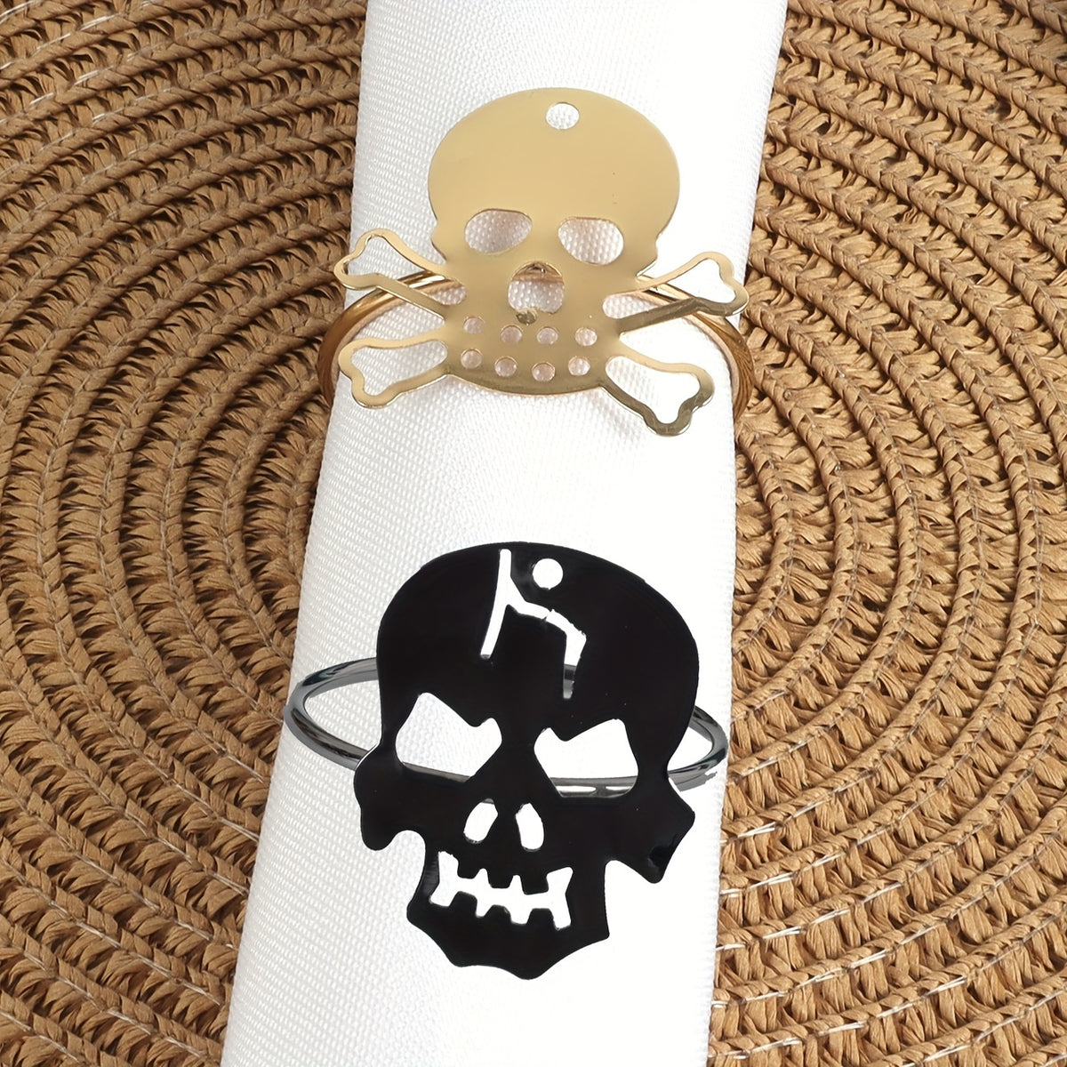 2pcs Skull Shape Metal Napkin Rings Halloween Table Decor