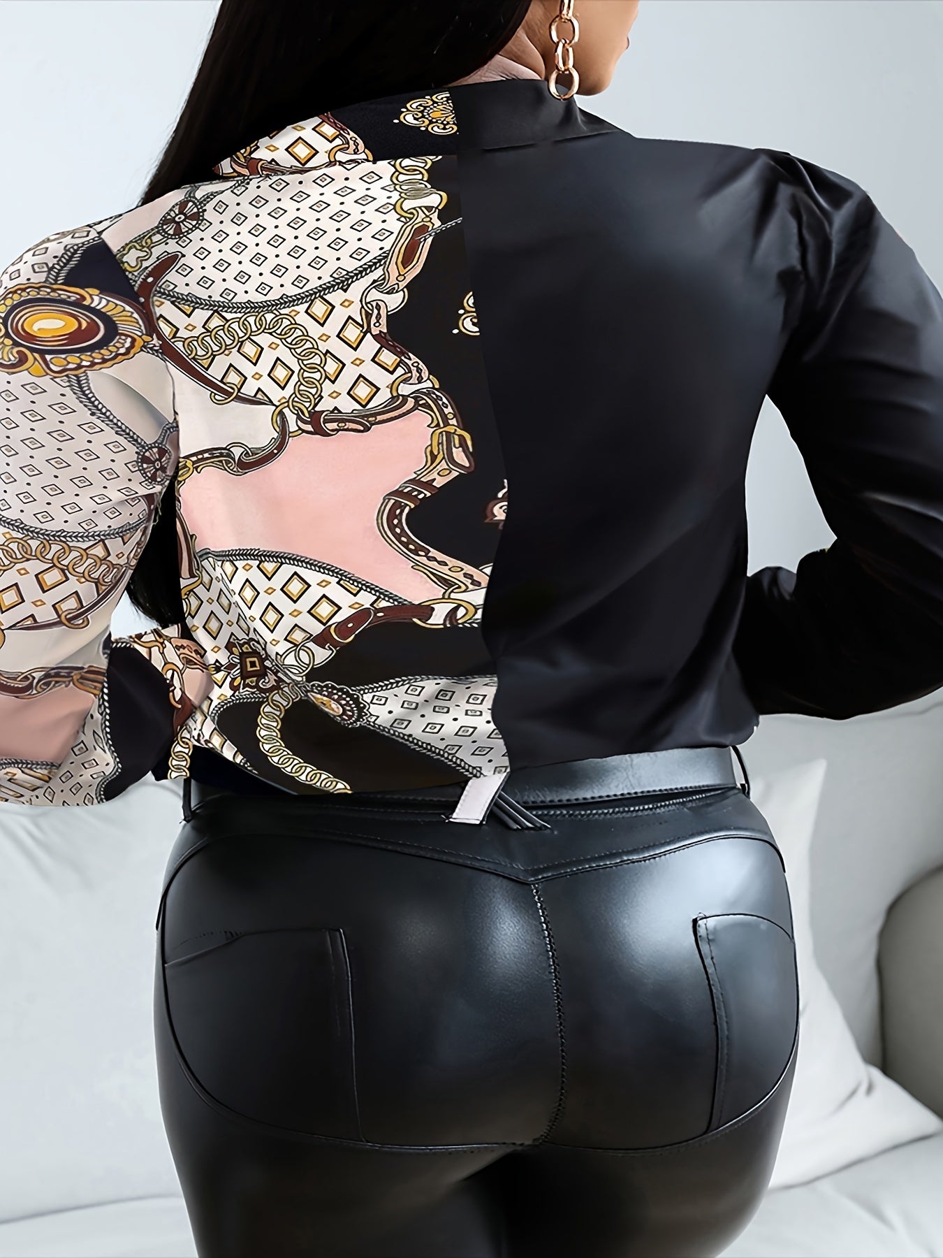  Colorblock Chain Print Long Sleeve Blouse