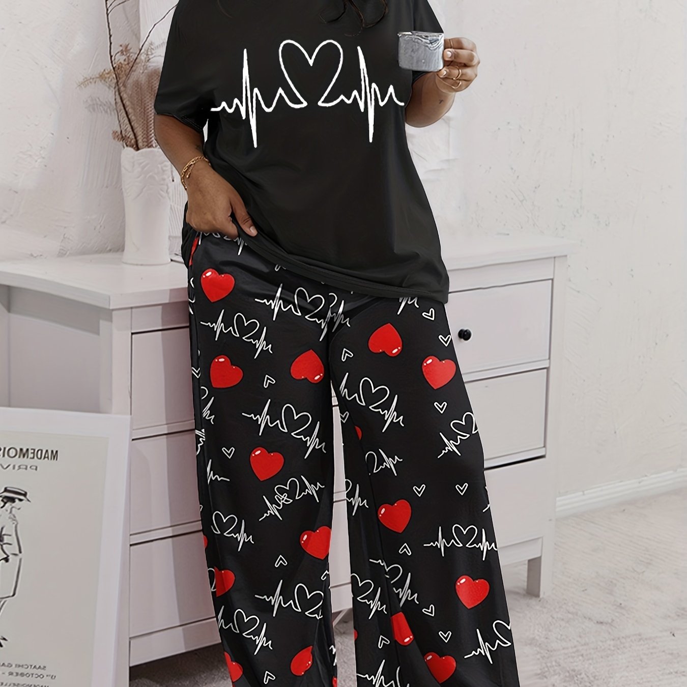  Heart Graphic Tee & Wide Leg Pants Pajamas Set