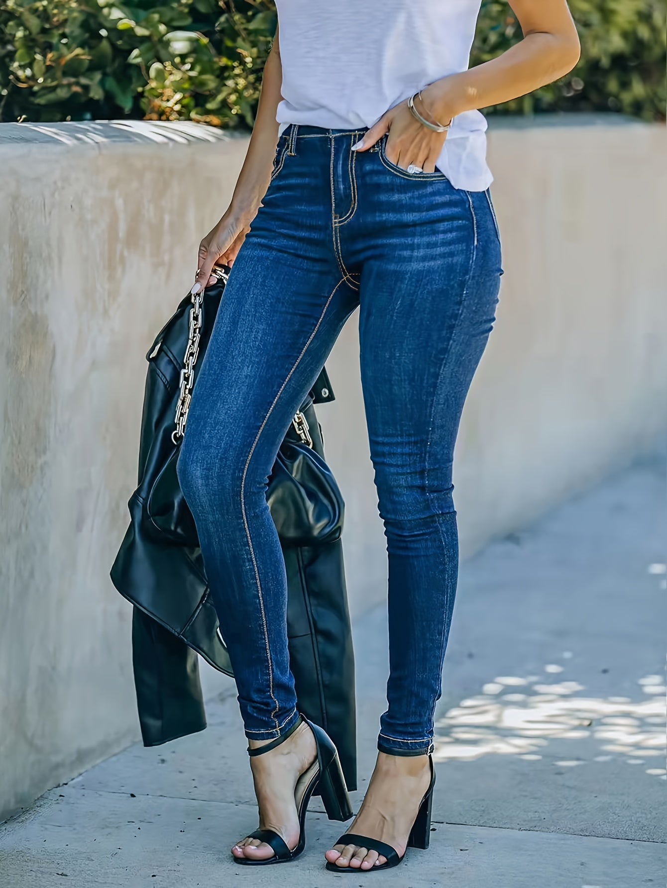  Button Fly Medium Stretch Skinny Jeans
