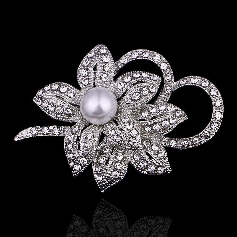 Faux Pearl Flower Brooches Pins Gorgeous Clothing Decor