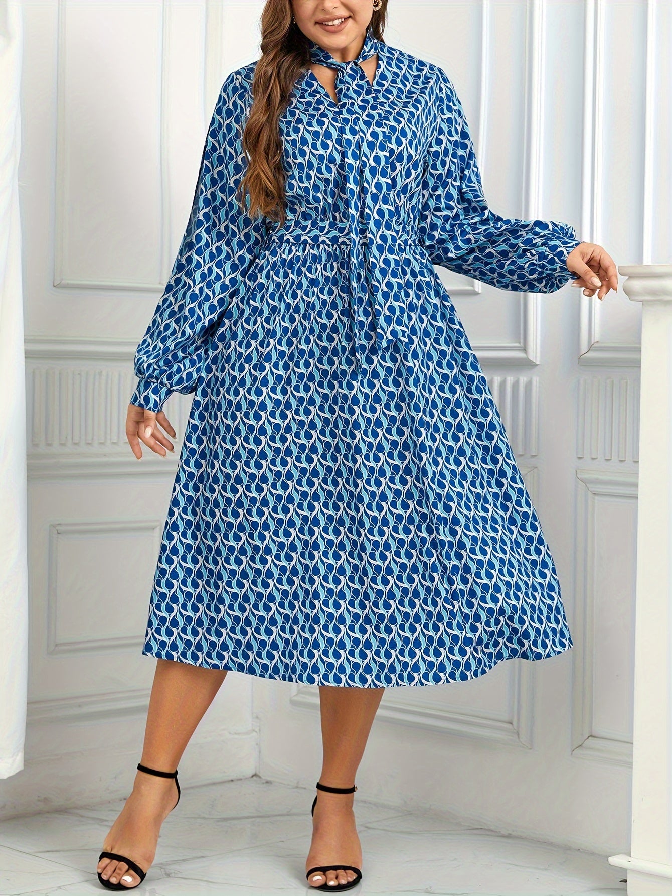 Women's Plus Allover Print Lantern Sleeve Midi Dress