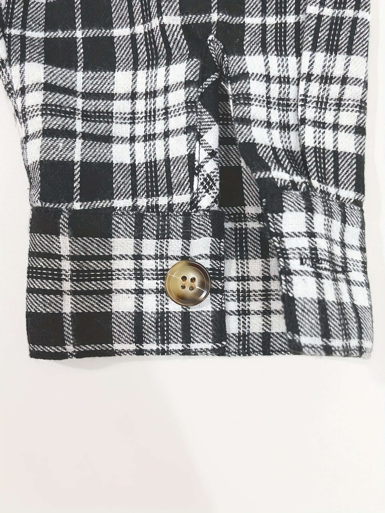  Plaid Print Button Up Hooded Shirt