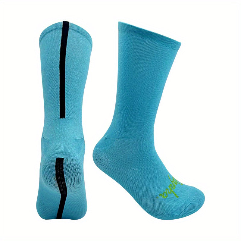 Sweat Absorbing Crew Socks for Outdoor Sports - Men Women