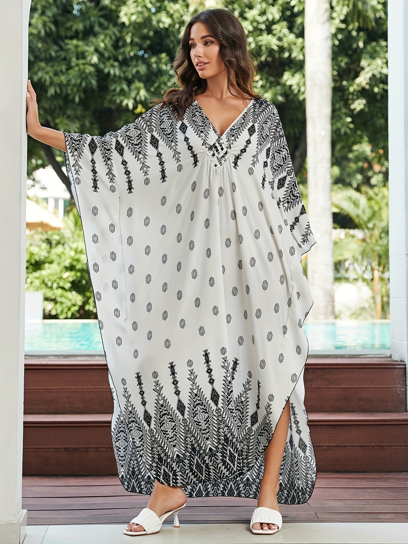  Geometric Print Batwing Sleeve V Neck Cover Up Dress