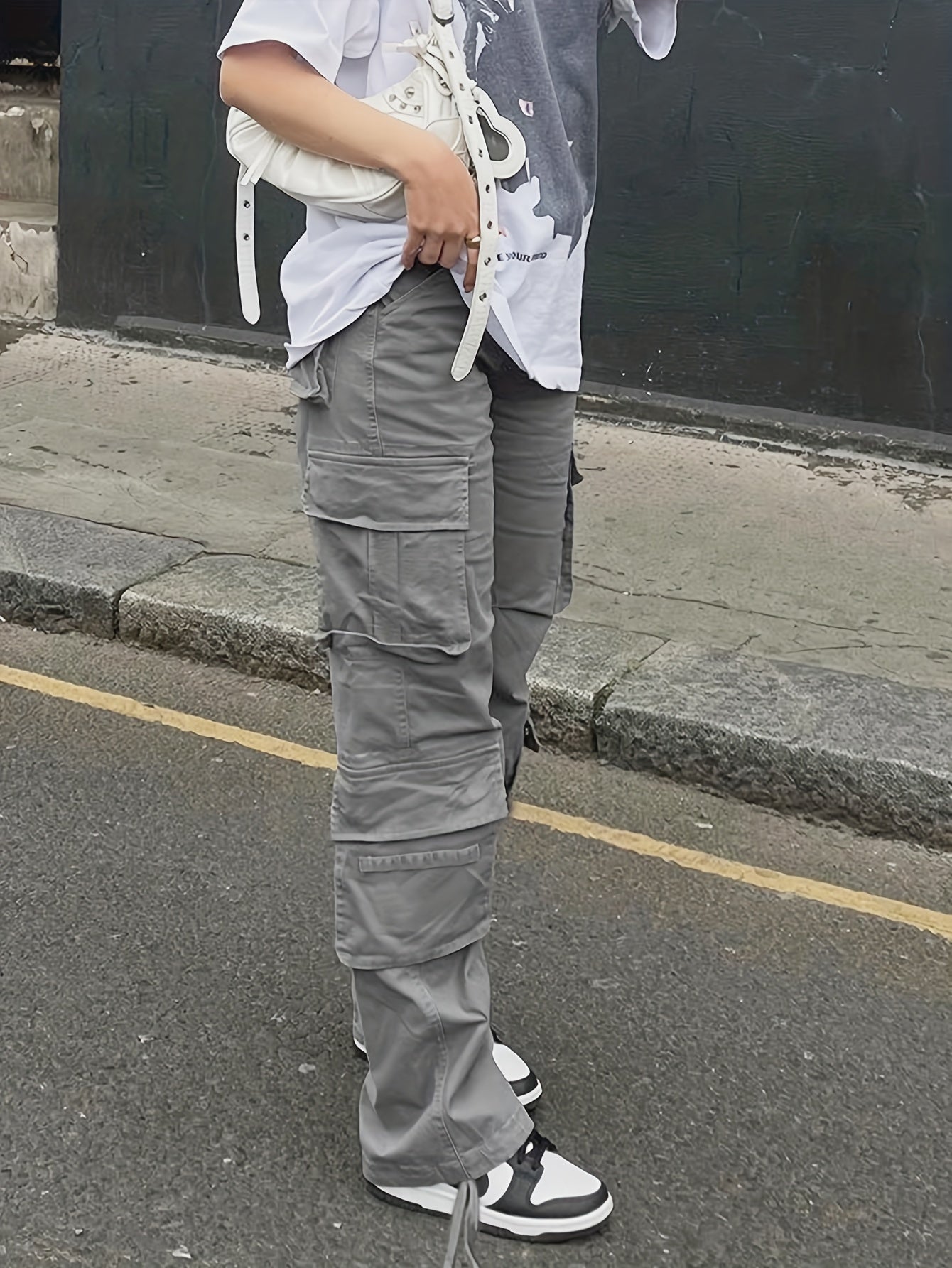  High Rise Straight Leg Cargo Trousers