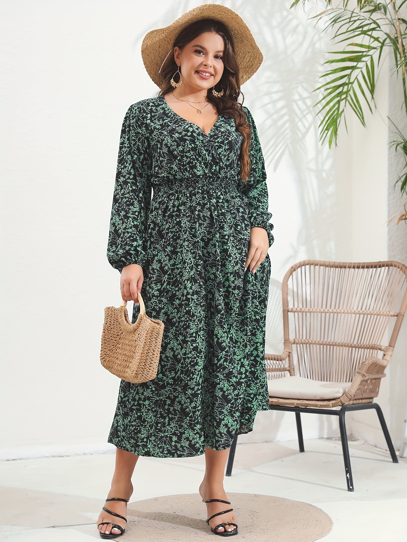 Women's Plus Ditsy Print Long Sleeve V Neck Nipped Waist Dress