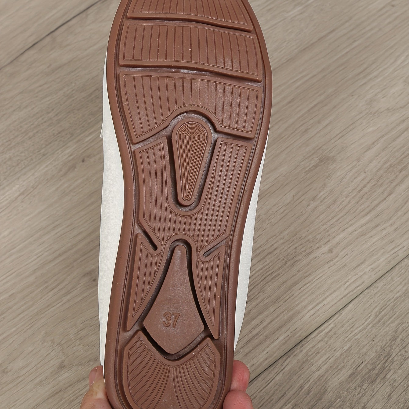 Women's Soft Sole Slip On Flat Shoes Lightweight Faux Leather Shoes