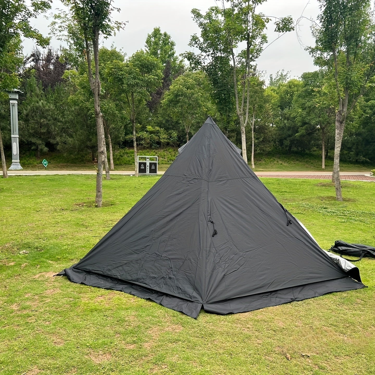 Outdoor Campfire Tripod Tent Holder with Chain