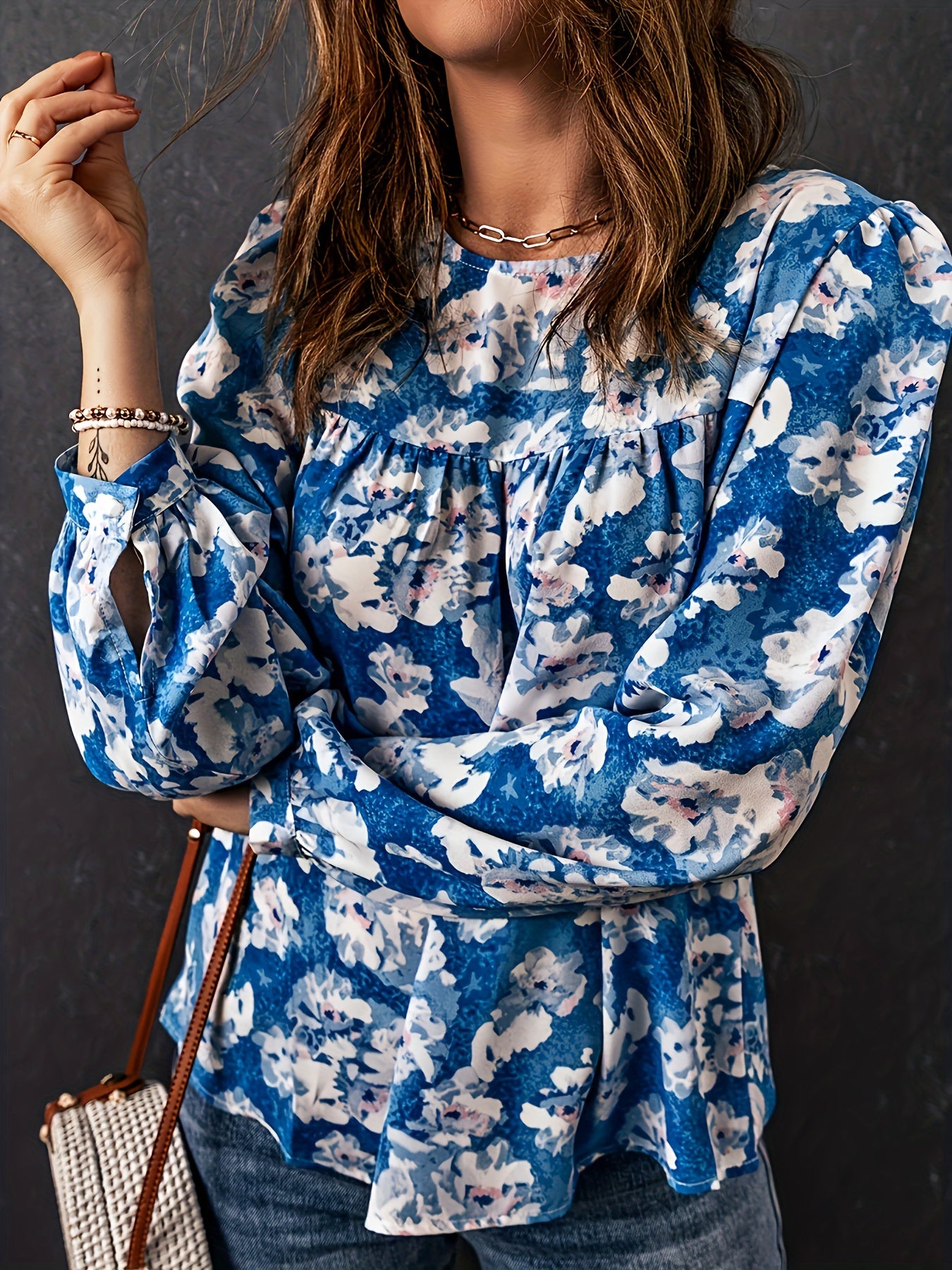  Floral Print Lantern Sleeve Top