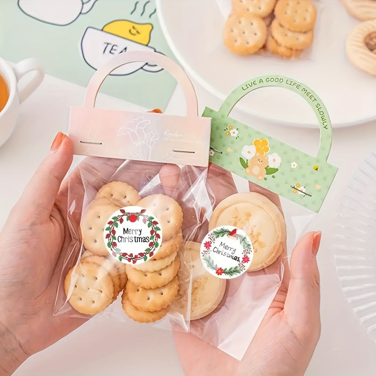 500pcs Merry Christmas Gift Label Stickers DIY Baking Gift Sealing Stickers