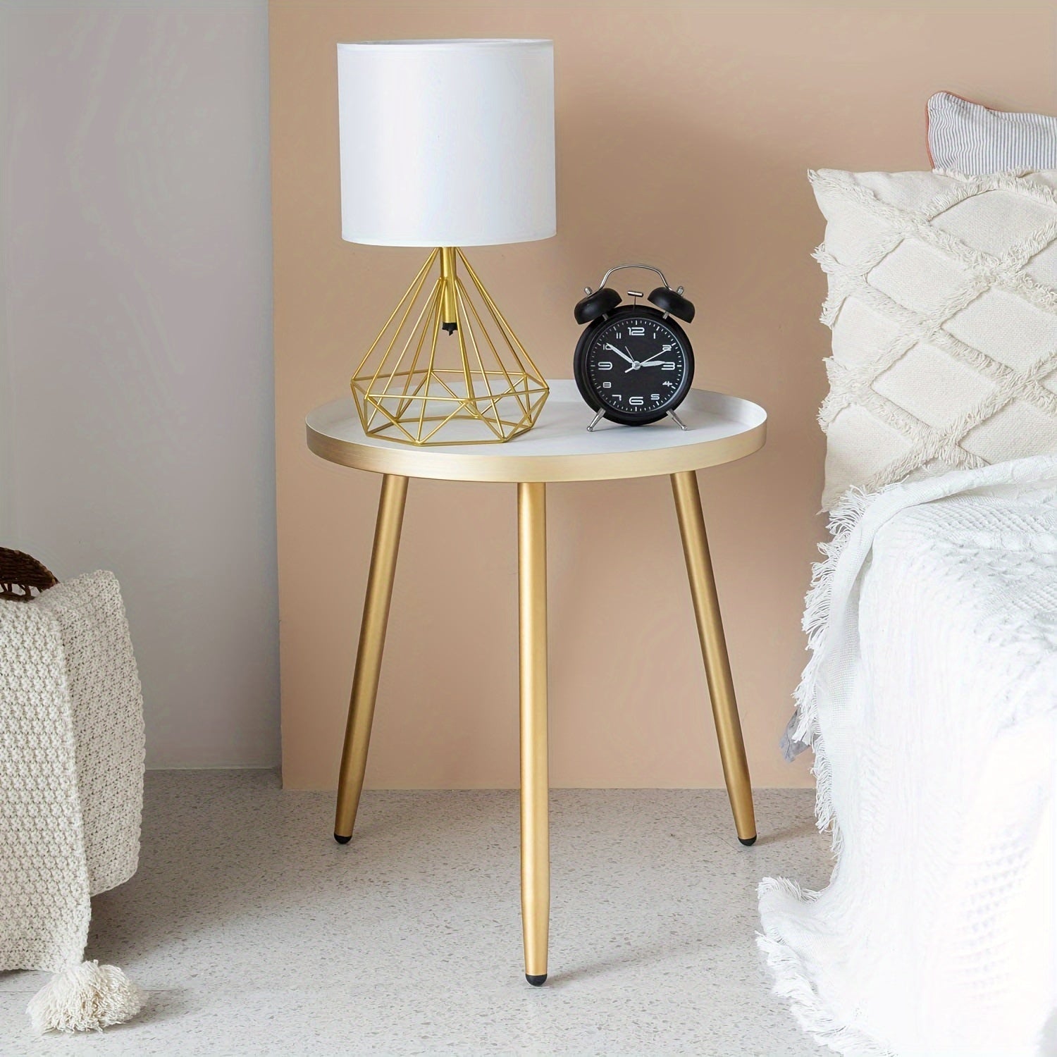 Metal End Table Side Table Coffee Table for Living Room and Bedroom
