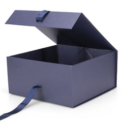 Square Favor Boxes With Magnetic Closure Lid 20x20x10cm