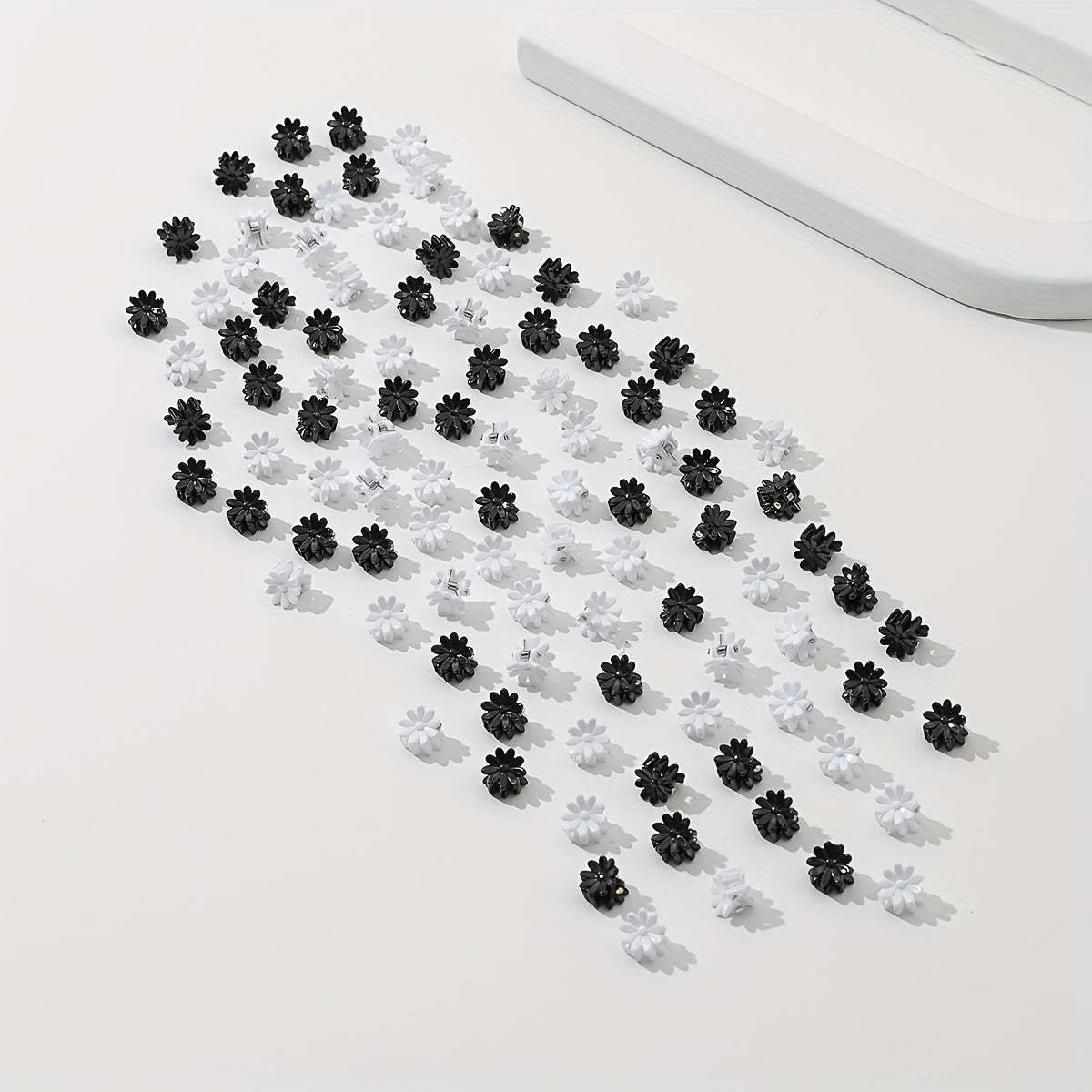 100pcs Mini Hair Claw Flower Shape Braid Hair Clip Accessories