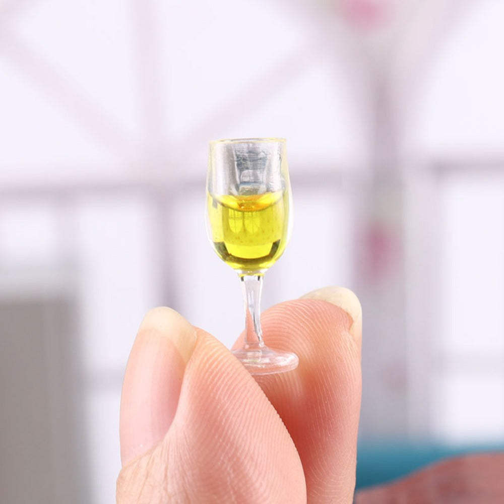 5pcs 1:12 Scale Cocktail Glasses Yellow Plastic Dollhouse Accessories