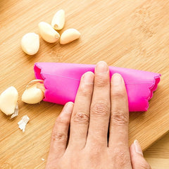 Silicone Garlic Roller Peeler Kitchen Tool for Easy Peeling