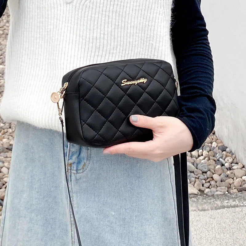 AKTE Small Shoulder Bag Women's Rhombus Embroidered Line Chain Crossbody