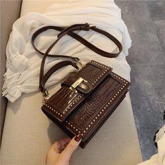Retro Rivet Messenger Bag Wave Version Women Shoulder Small Square Bag