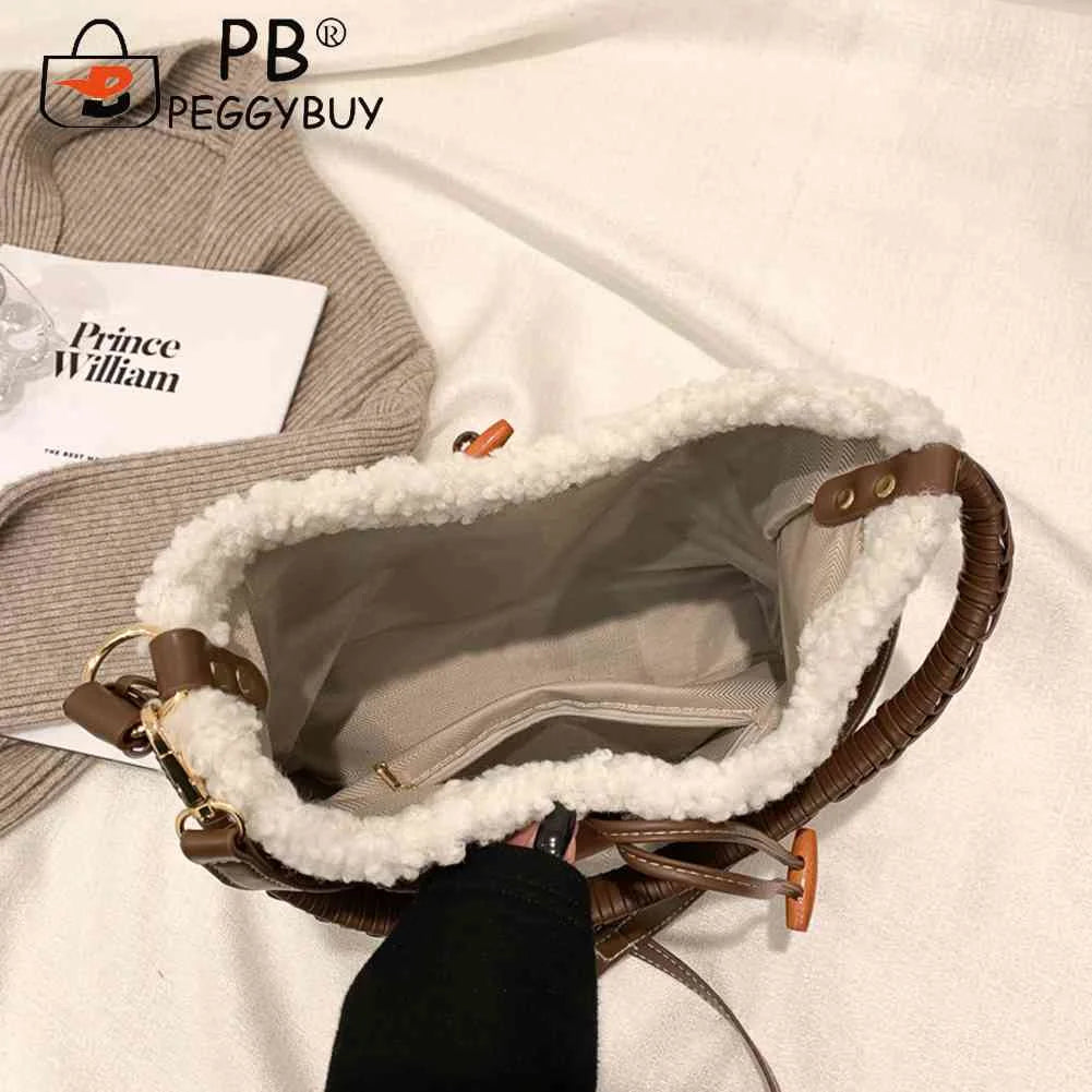 Lamb Wool Stitching Faux Fur Tote for Holiday Party