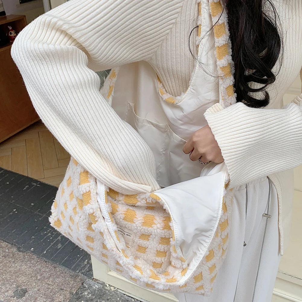 Plush Shoulder Bag Waffle Plaid Top-handle Bag Large Capacity Street Travel