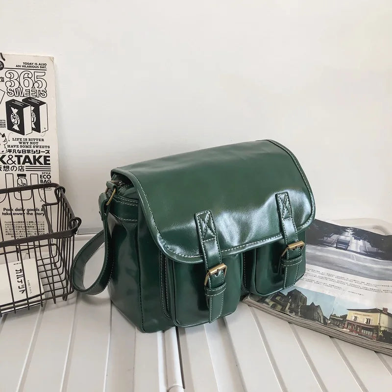 Retro Large-capacity Handbag Women's Shoulder Messenger Bag