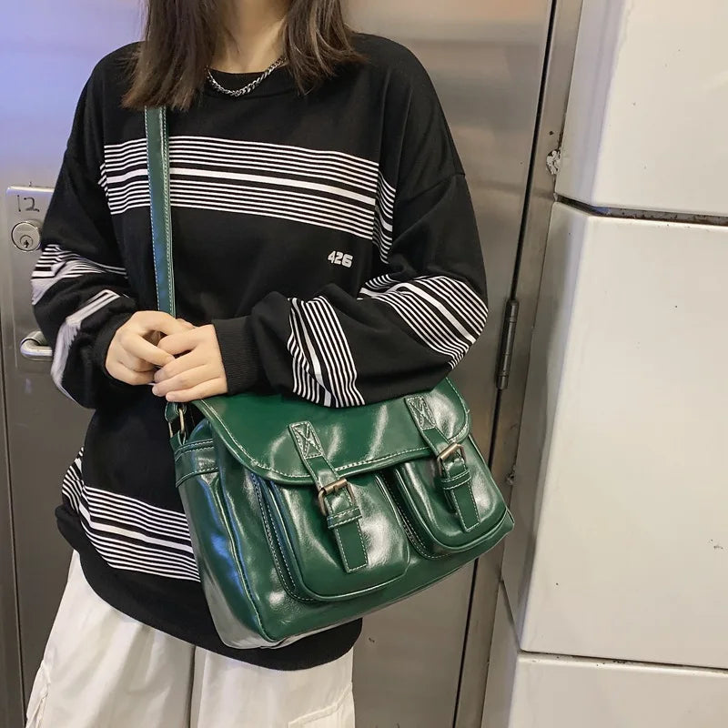 Retro Large-capacity Handbag Women's Shoulder Messenger Bag