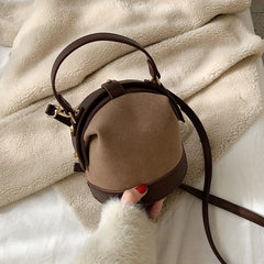 Fashionable Straddle Bag Handbag for Autumn and Winter