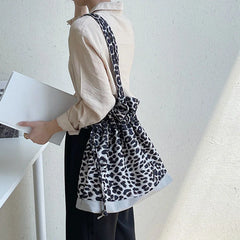 Versatile Nylon Handbag For Women Travel Shoulder Bags