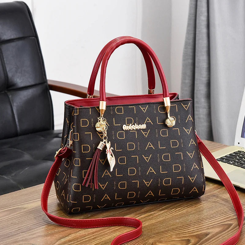 Large-capacity Letter Shoulder Bag for Women