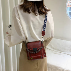 Heart-shaped Lock Shoulder Bag Retro Style