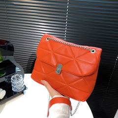 Women Shoulder Bag with Chains Messenger Bag